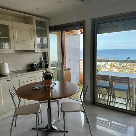 Appartement Belle Vue Mer, Centre, Commodite, Plages